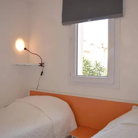 Np020-042 Maison 2 Et Mezzanine, * Narbonne-Plage